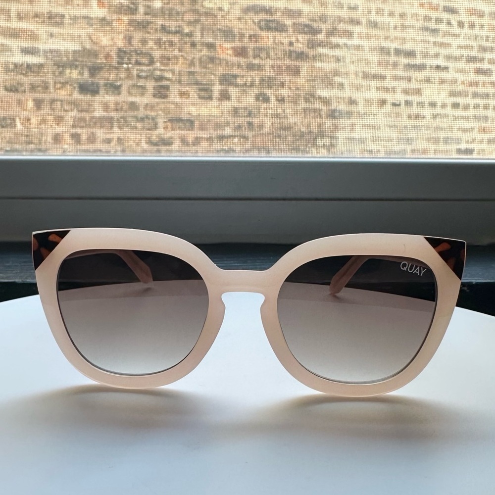 🌸QUAY🌸 Noosa Pink/Brown Cat Eye Sunglasses - Picture 4 of 13